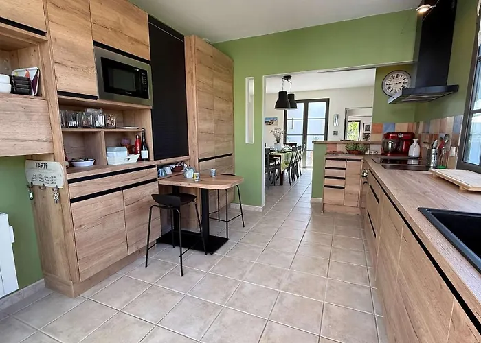 Superbe A Proximite De La Et Des Commerces 别墅 拉考德索梅